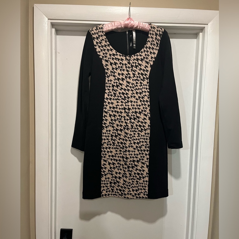 Larger houndstooth pattern dress